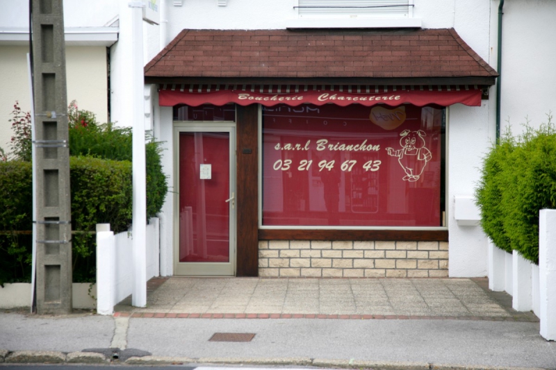 vitrine-BEAULIEU SUR MER-min_france_frankreich_commerce_frankrijk_francia_delicatessen_butchery_charcuterie-424328